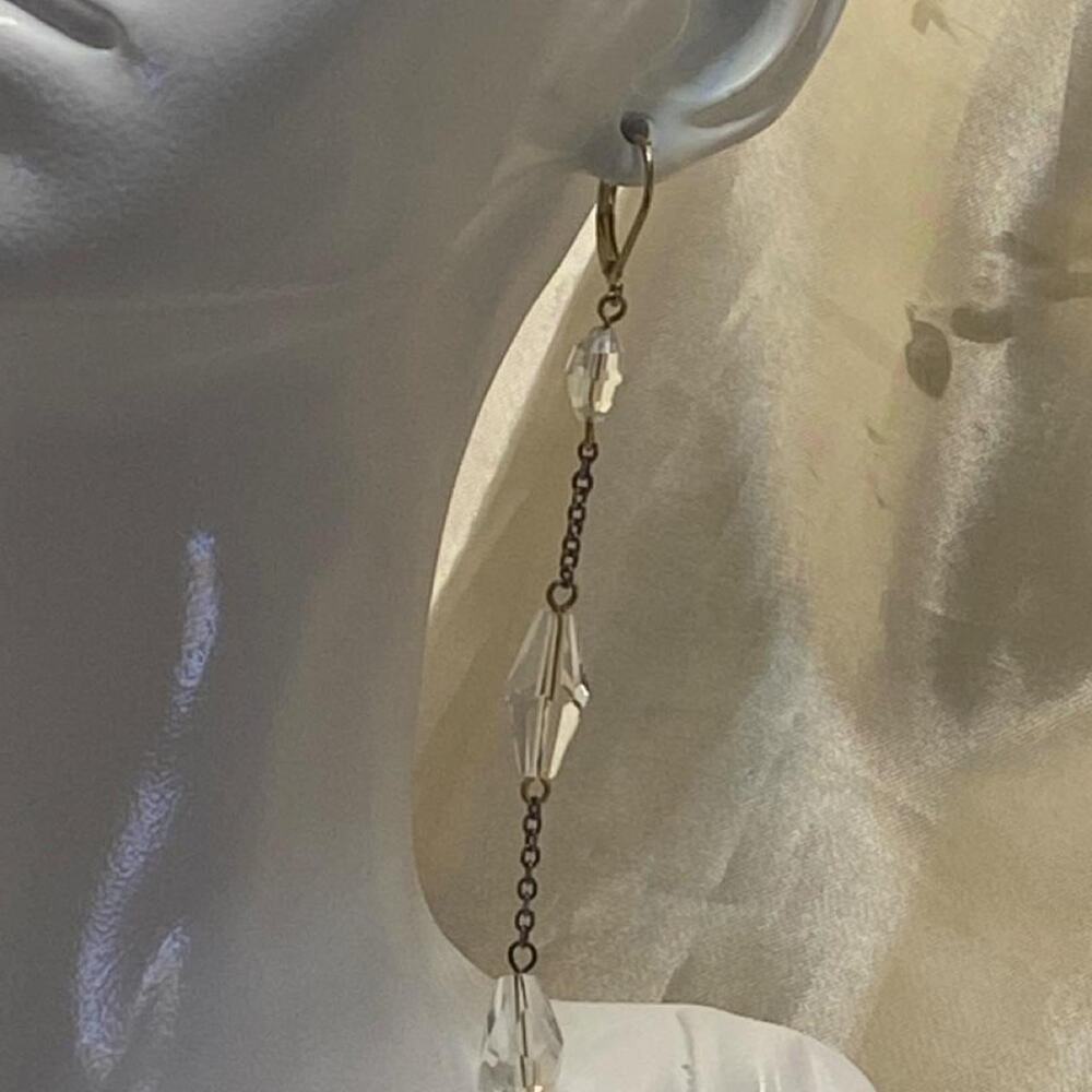 Vintage two toned Faceted Crystal Long Dangle Earring Articulated Drop Leverback